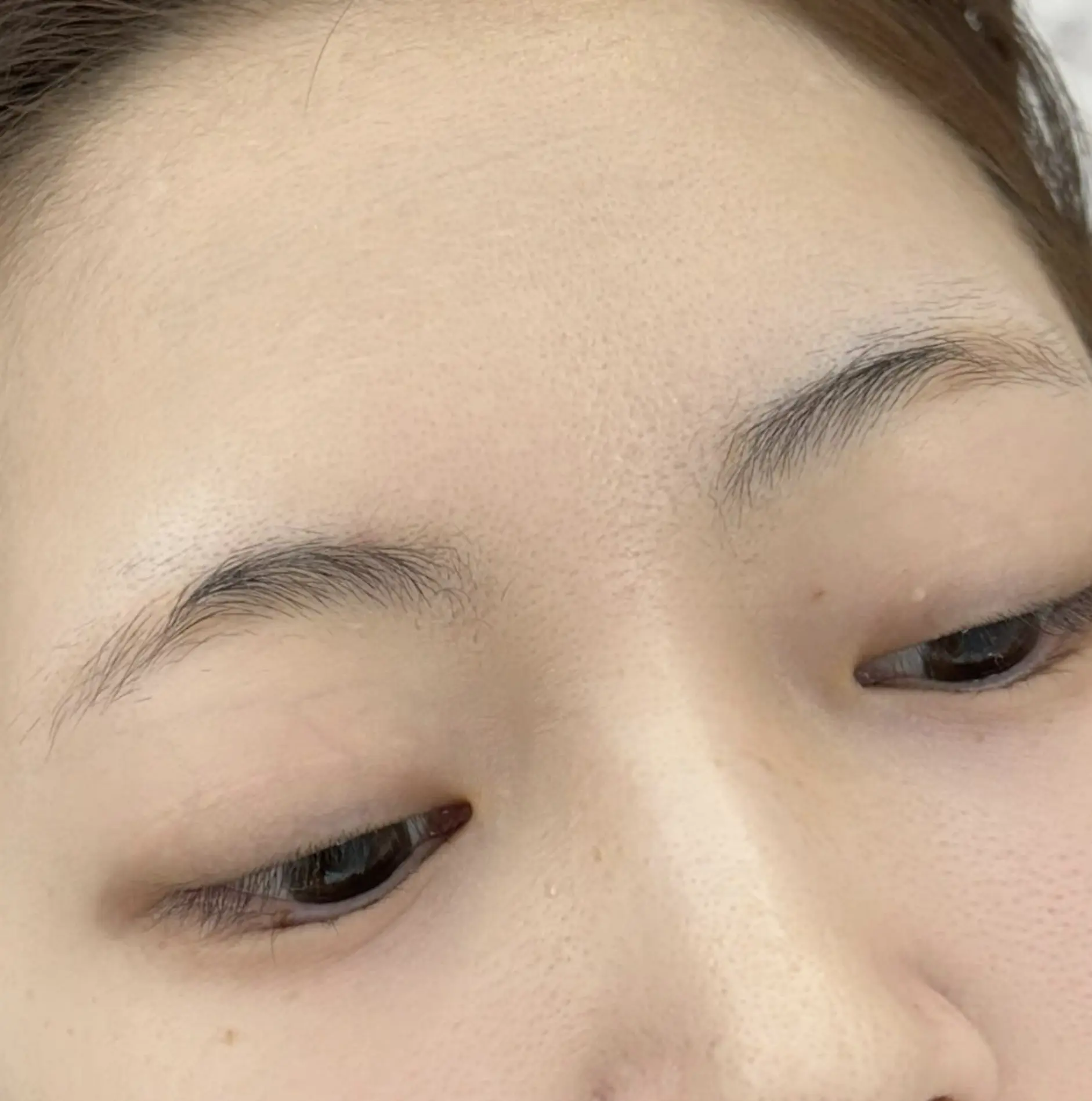 brow waxing vs sugaring