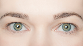 Effective methods for reducing deep eye sockets through natural remedies